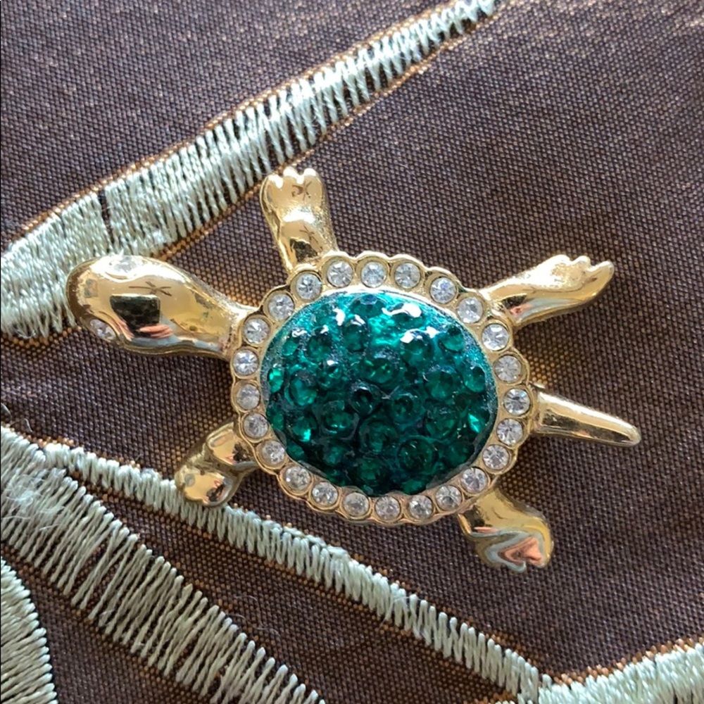 Turtle Brooch Pin 🐢 - Picture 2 of 8